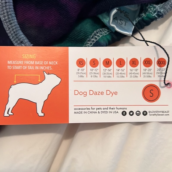 Love Thy Beast Tie Dye Doggy Tee, Deep Sea Tee in Small - Picture 6 of 6